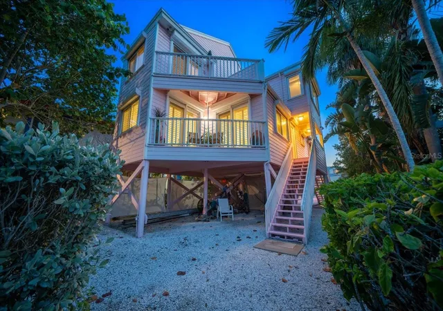 3rd image of 20051 Gulf Blvd, Indian Shores, FL 33785 | MLS# U8252027