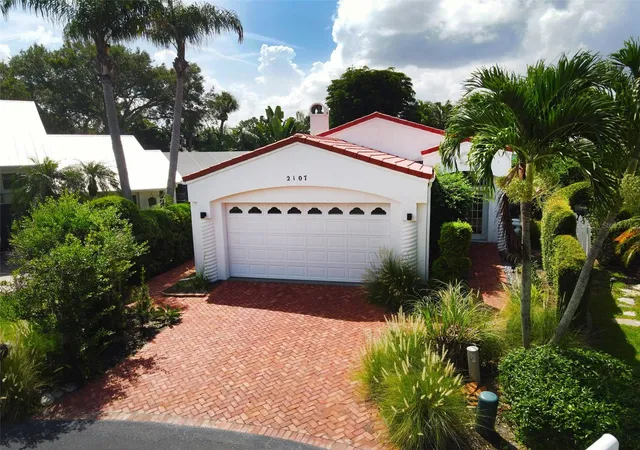 2nd image of 2107 89th St Nw, Bradenton, FL 34209 | MLS# A4619043