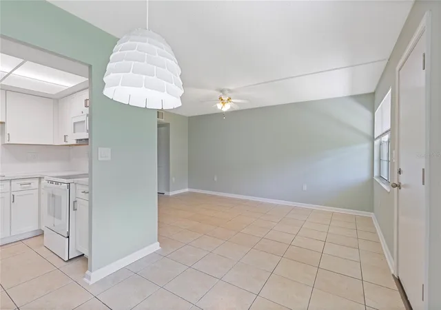 Homes for sale in Saint Petersburg, FL | 1051 79Th Ave N #103, Saint Petersburg, FL 33702 | MLS# U8252408