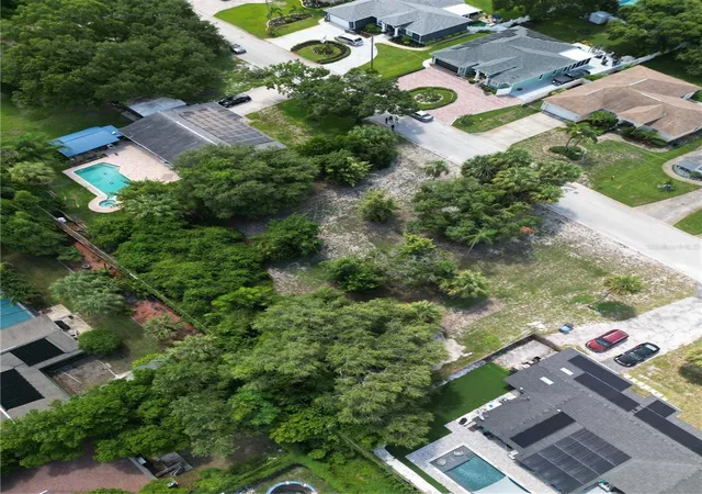 2nd image of 51st Ave S, St Petersburg, FL 33712 | MLS# U8252505