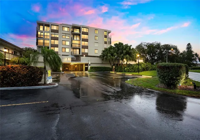 1st image of 6219 Palma Del Mar Blvd S #301, St Petersburg, FL 33715 | MLS# O6229714