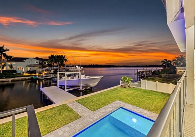 Photo 1 of Mansion for sale at 2121 Bayou Grande Blvd Ne, Saint Petersburg, FL 33703 | MLS# U8253104 | Listing updated on 2026-10-23