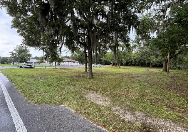 2nd image of 12845 Ne Jacksonville Rd, Anthony, FL 32617 | MLS# A4619744
