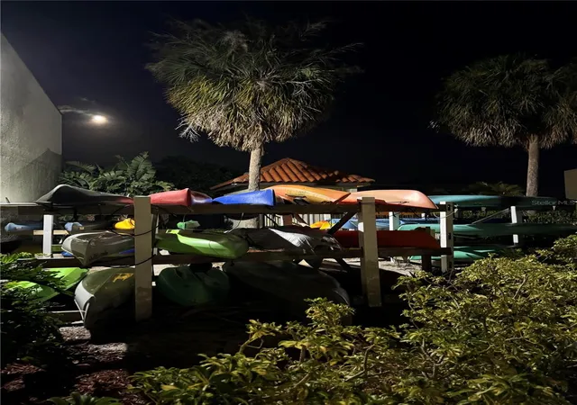 2nd image of 1515 Pinellas Bayway S, ST PETERSBURG, FL 33715