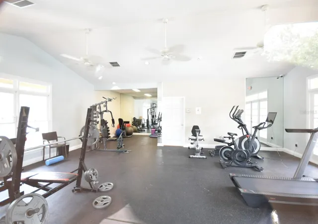 36th image of 9481 Highland Oak Dr #1402, Tampa, FL 33647 | MLS# U8253756