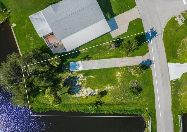 Photo 4 of Land for sale at 1329 Blue Heron Dr, Englewood, FL 34224 | MLS# N6134202 | Listing updated on 2026-08-02
