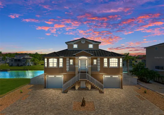 Photo 2 of Single family home for sale at 3448 Triggerfish Dr, Hernando Beach, FL 34607 | MLS# W7867813 | Listing updated on 2026-08-16