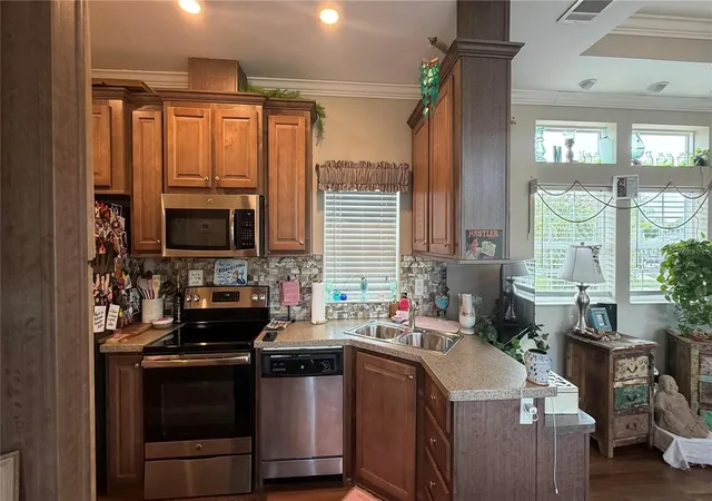 Homes for sale in Land O Lakes, FL | 6942 Amanda Vista Cir, Land O Lakes, FL 34637 | MLS# W7867816
