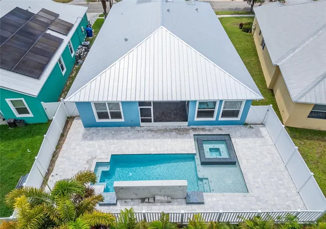 Photo 2 of Single family home for sale at 567 Bimini Bay Blvd, Apollo Beach, FL 33572 | MLS# T3551774 | Listing updated on 2026-09-28