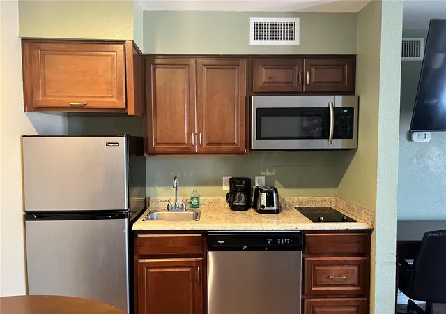 Homes for sale in Kissimmee, FL | 3100 Parkway Blvd #611, Kissimmee, FL 34747 | MLS# S5111383