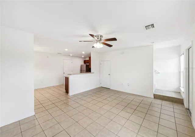 Photo 4 of Townhouse for sale at 210 Majors Ln #B, Kissimmee, FL 34743 | MLS# O6237760 | Listing updated on 2026-08-03
