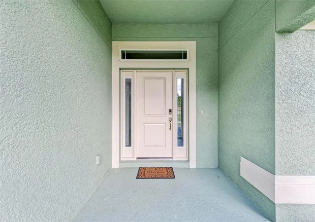 3rd image of 105 Dartmouth Rd, Venice, FL 34293 | MLS# U8255950