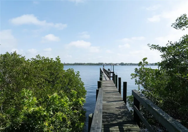 Photo 5 of Single family home for sale at 0 Midnight Pass Rd, Sarasota, FL 34242 | MLS# A4622370 | Listing updated on 2026-08-24