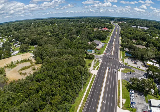 Photo 2 of Sale Pending at 353 S Us Hwy 27/441, Lady Lake, FL 32159 | MLS# G5086781 | Listing updated on 2026-06-18
