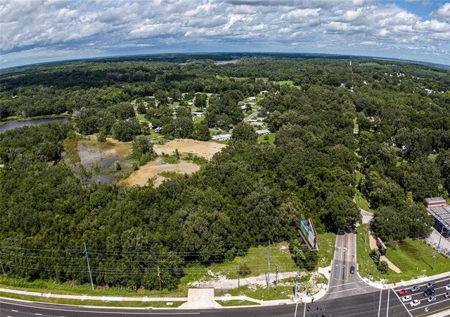 Photo 3 of Sale Pending at 353 S Us Hwy 27/441, Lady Lake, FL 32159 | MLS# G5086781 | Listing updated on 2026-06-18