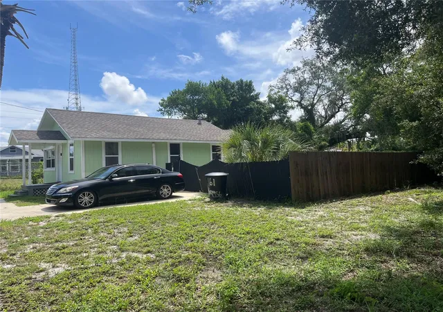 2nd image of 1161 Kingsley St, Clearwater, FL 33756 | MLS# TB8301375