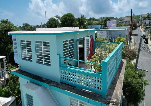 Homes for sale in Vieques, PR | 220 Calle Prudencio Quiñones, Vieques, PR 00765 | MLS# PR9108703