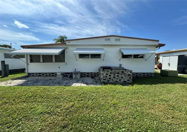 Photo 3 of Manufactured home for sale at 2331 Belleair Rd #Lot 237, Clearwater, FL 33764 | MLS# TB8305789 | Listing updated on 2026-09-21