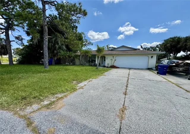 1st image of 361 Porpoise Rd, Venice, FL 34293 | MLS# A4624441