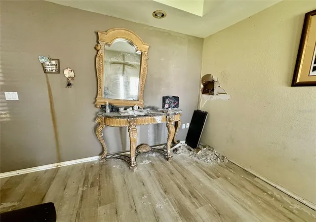 5th image of 361 Porpoise Rd, Venice, FL 34293 | MLS# A4624441