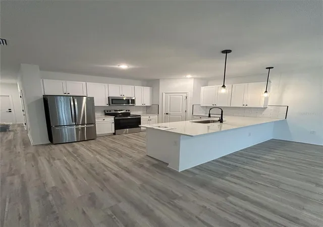 4th image of 1320 Rio De Janeiro Ave, Punta Gorda, FL 33983 | MLS# O6245451