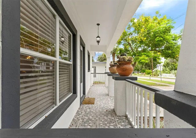 2nd image of 1507 E Henry Ave, Tampa, FL 33610 | MLS# L4948007
