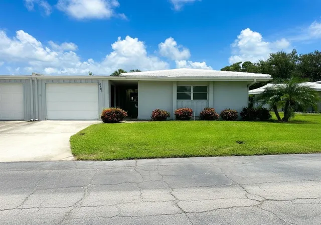 Photo 1 of Single family home for sale at 3280 Southfield Ln #804, Sarasota, FL 34239 | MLS# TB8309229 | Listing updated on 2026-09-16