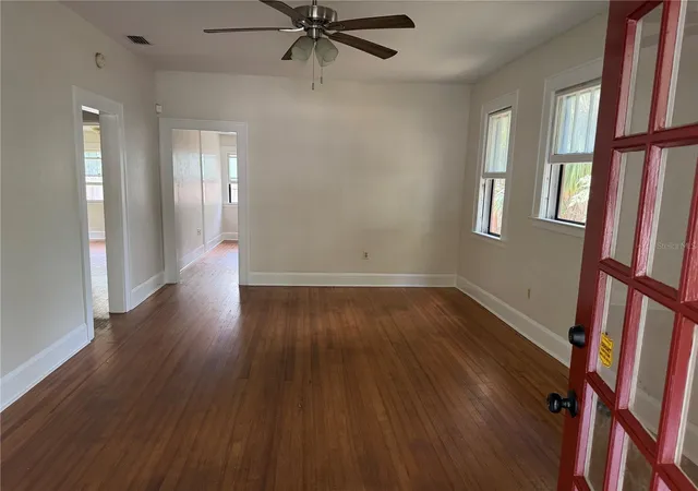 5th image of 1569 7Th St, Sarasota, FL 34236 | MLS# A4625551