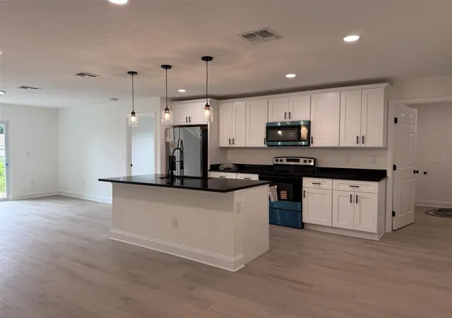 Photo 2 of Single family home for sale at 5400 Lafayette Ave, Sebring, FL 33875 | MLS# O6248908 | Listing updated on 2026-10-06