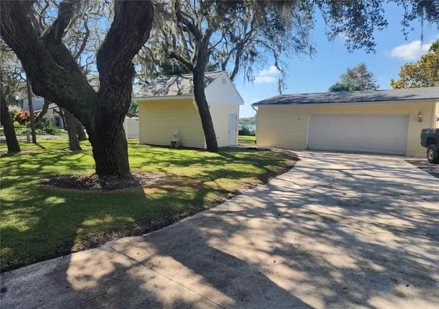 Photo 2 of Single family home for sale at 14902 Arrena Rd, Winter Garden, FL 34787 | MLS# O6248982 | Listing updated on 2026-08-26
