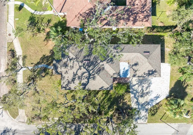 Photo 3 of Single family home for sale at 701 17th Avenue S, Saint Petersburg, FL 33701 | MLS# TB8311750 | Listing updated on 2026-10-12