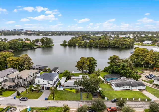 36th image of 632 Country Club Dr, Winter Park, FL 32789 | MLS# O6250417