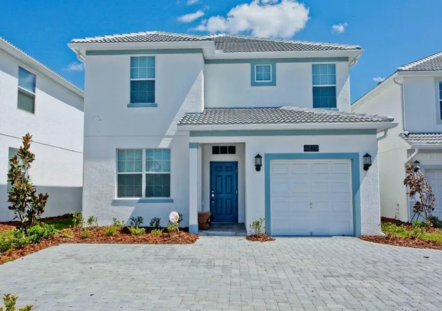 Photo 1 of Single family home for sale at 4839 Kings Castle Cir, Kissimmee, FL 34746 | MLS# S5114257 | Listing updated on 2026-02-02