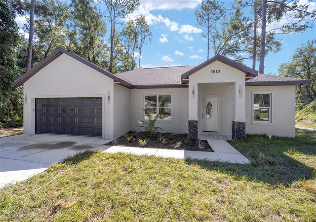 1st image of 3611 Se 132nd Pl, Belleview, FL 34420 | MLS# G5088505
