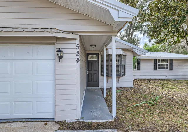 Photo 3 of Single family home for sale at 524 E Church St, Deland, FL 32724 | MLS# O6252354 | Listing updated on 2026-09-29