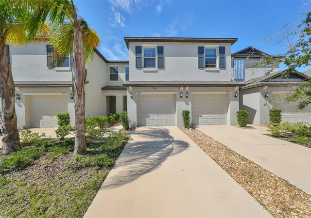 1st image of 928 Royal Empress Dr, Ruskin, FL 33570 | MLS# TB8315223