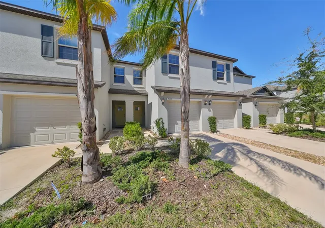 2nd image of 928 Royal Empress Dr, Ruskin, FL 33570 | MLS# TB8315223