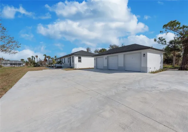 3rd image of 260 Rotonda Blvd, Rotonda West, FL 33947 | MLS# O6252739