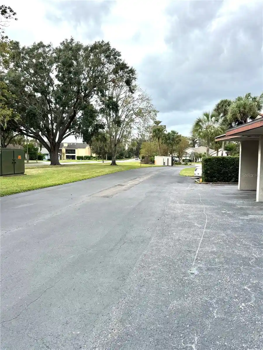 Listing Photo 2 - Condo for sale in 4229 S Lake Orlando Pkwy located at 4229 S Lake Orlando Pkwy, ORLANDO, FL 32808 - Unit #133