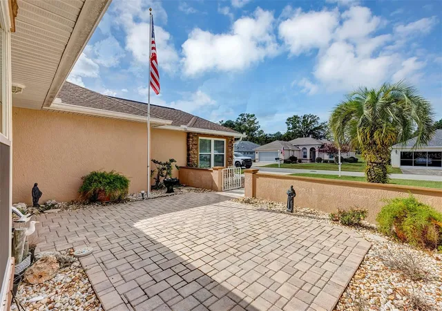 Photo 3 of Single family home for sale at 11447 SW 69th Circle, Ocala, FL 34476 | MLS# O6254513 | Listing updated on 2026-09-26