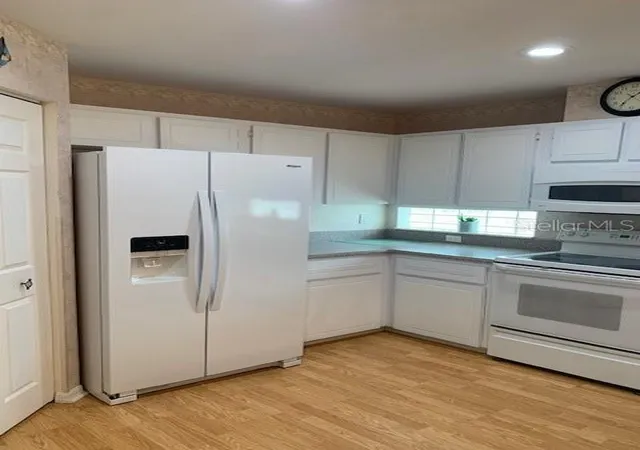 Photo 4 of Single family home for sale at 11447 SW 69th Circle, Ocala, FL 34476 | MLS# O6254513 | Listing updated on 2026-09-26