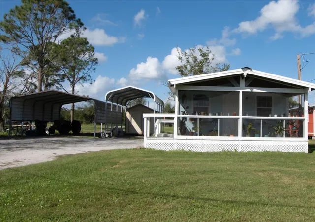 Photo 3 of Manufactured home for sale at 3364 N Marina Pkwy, Lake Wales, FL 33898 | MLS# P4932648 | Listing updated on 2026-09-08