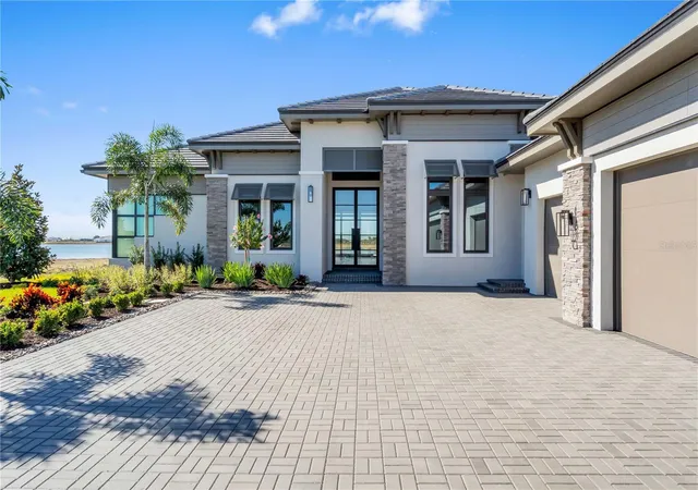 Photo 2 of Single family home for sale at 1018 Blue Shell Loop, Sarasota, FL 34240 | MLS# A4628078 | Listing updated on 2026-09-02