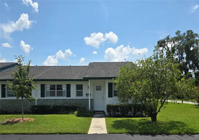 1st image of 201 N Hill Ave #150, Deland, FL 32724 | MLS# V4939262