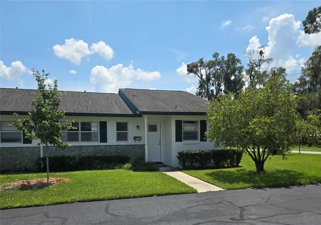 3rd image of 201 N Hill Ave #150, Deland, FL 32724 | MLS# V4939262