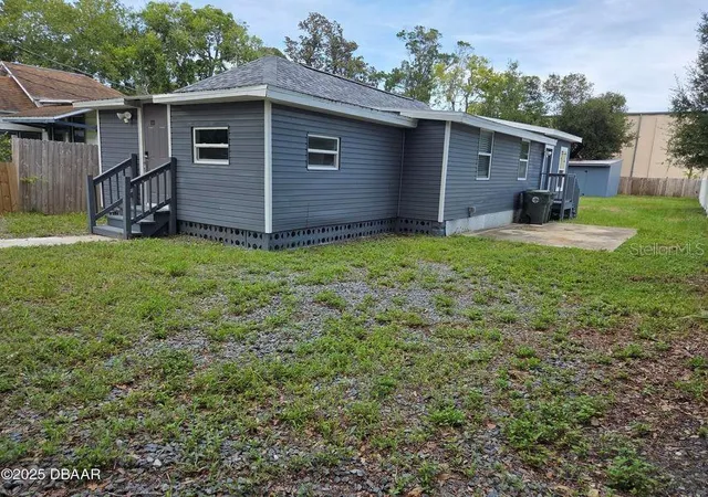 Photo 1 of Single family home for sale at 339 Maple St, Daytona Beach, FL 32114 | MLS# G5089023 | Listing updated on 2026-08-13