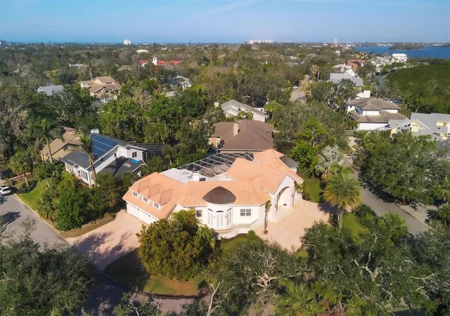 Photo 31 of Single family home for sale at 5331 Siesta Cove Dr, Sarasota, FL 34242 | MLS# A4628363 | Listing updated on 2026-07-28