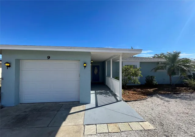 3rd image of 9 Annapolis Ln, Rotonda West, FL 33947 | MLS# D6138925