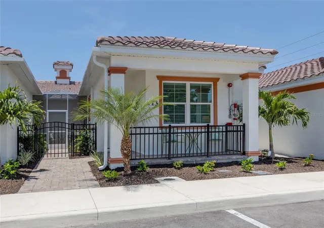 Photo 1 of Single family home for sale at 124 Clifton Way, Venice, FL 34292 | MLS# N6135311 | Listing updated on 2026-10-13