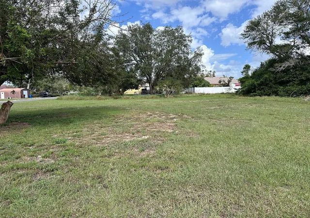 Photo 3 of Sale Pending at Gates Ave W, Haines City, FL 33844 | MLS# P4932715 | Listing updated on 2026-05-02